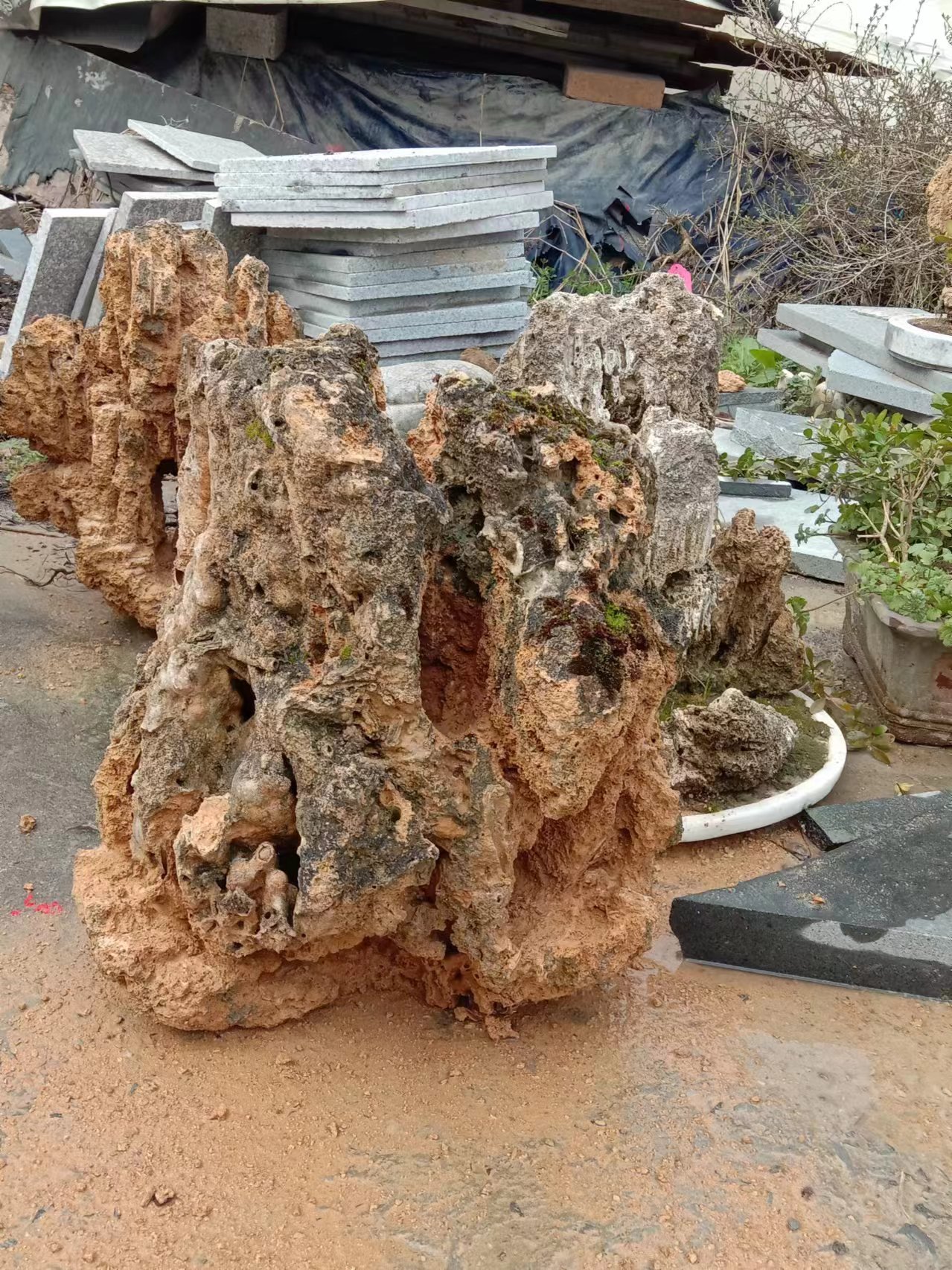 上海浦東專業(yè)加工吸水石、上水石盆景、廠家