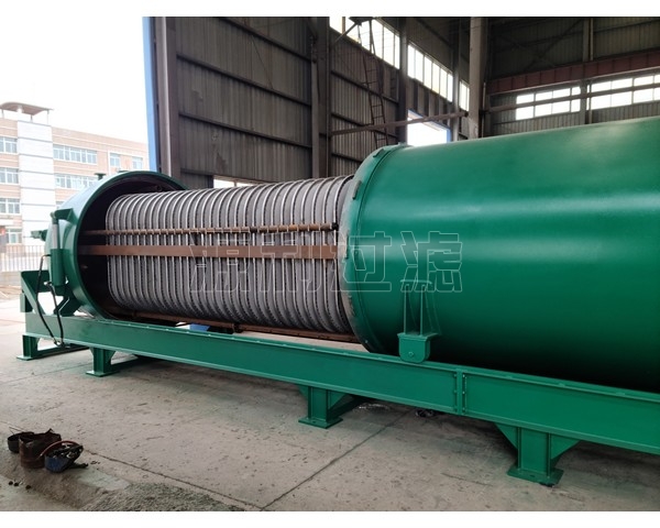 泡花堿臥式密閉過濾機哪家好   新鄉(xiāng)泡花堿臥式密閉過濾機     泡花堿臥式密閉過濾機