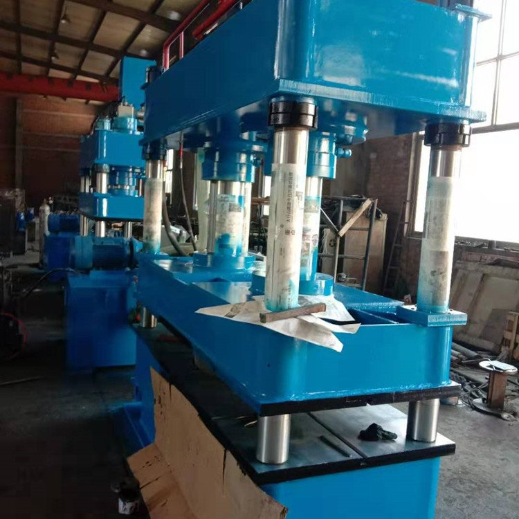 315噸彩石金屬瓦成型設備 三梁雙缸油壓機生產(chǎn)制造、廠商報價、批發(fā)價、現(xiàn)貨銷售