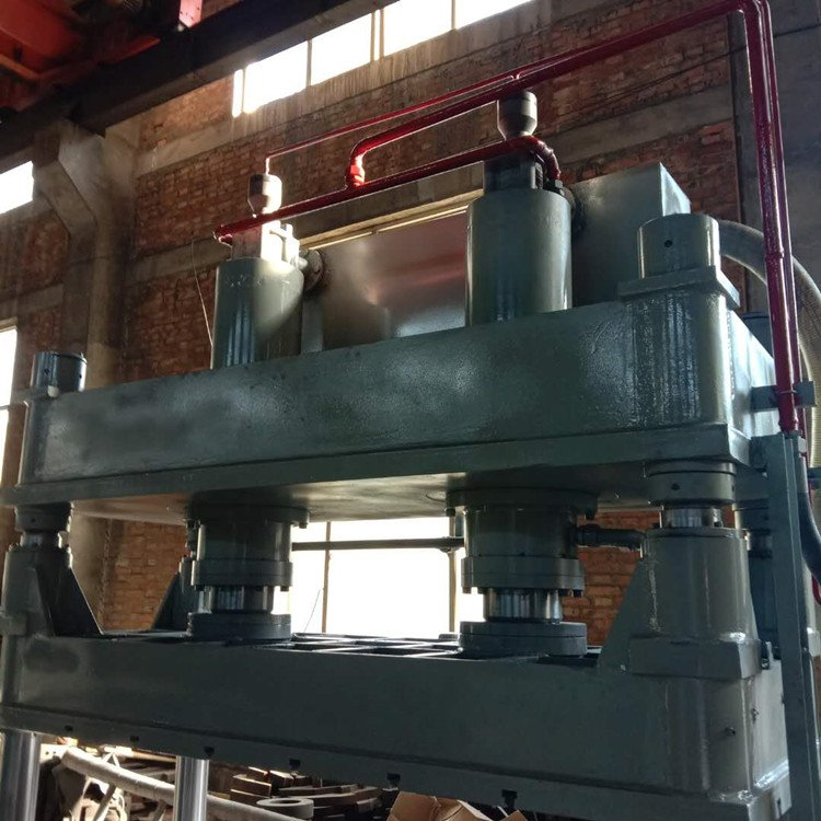 鄭州供應(yīng)全自動(dòng)液壓機(jī) 自動(dòng)快速壓力機(jī) 三梁四柱成型油壓機(jī)廠家