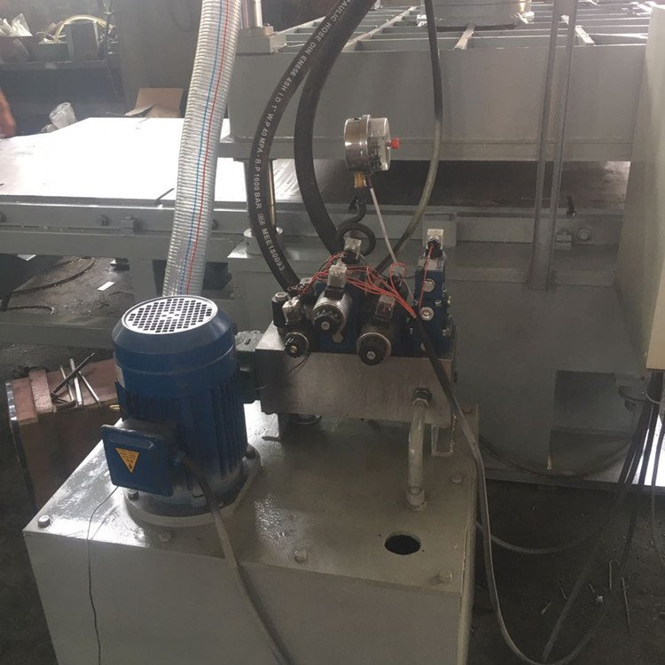 三元乙丙橡膠塑形平板硫化機(jī)供貨商報(bào)價(jià)、哪家比較好、公司批發(fā)、多少錢