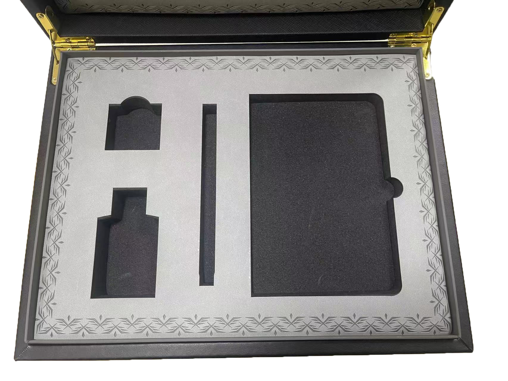 硬紙板禮盒定制廠家 設(shè)計彩印手提翻蓋包裝盒燙金logo