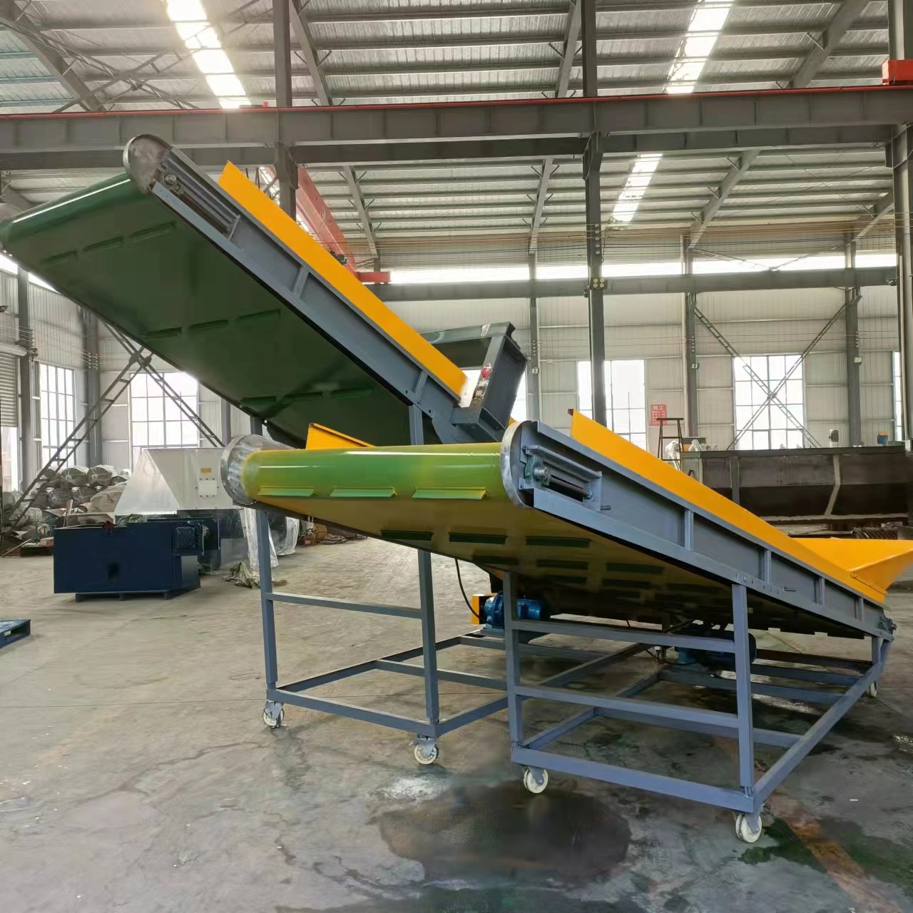 定做型皮帶輸送機(jī) 皮帶上送機(jī)廠家