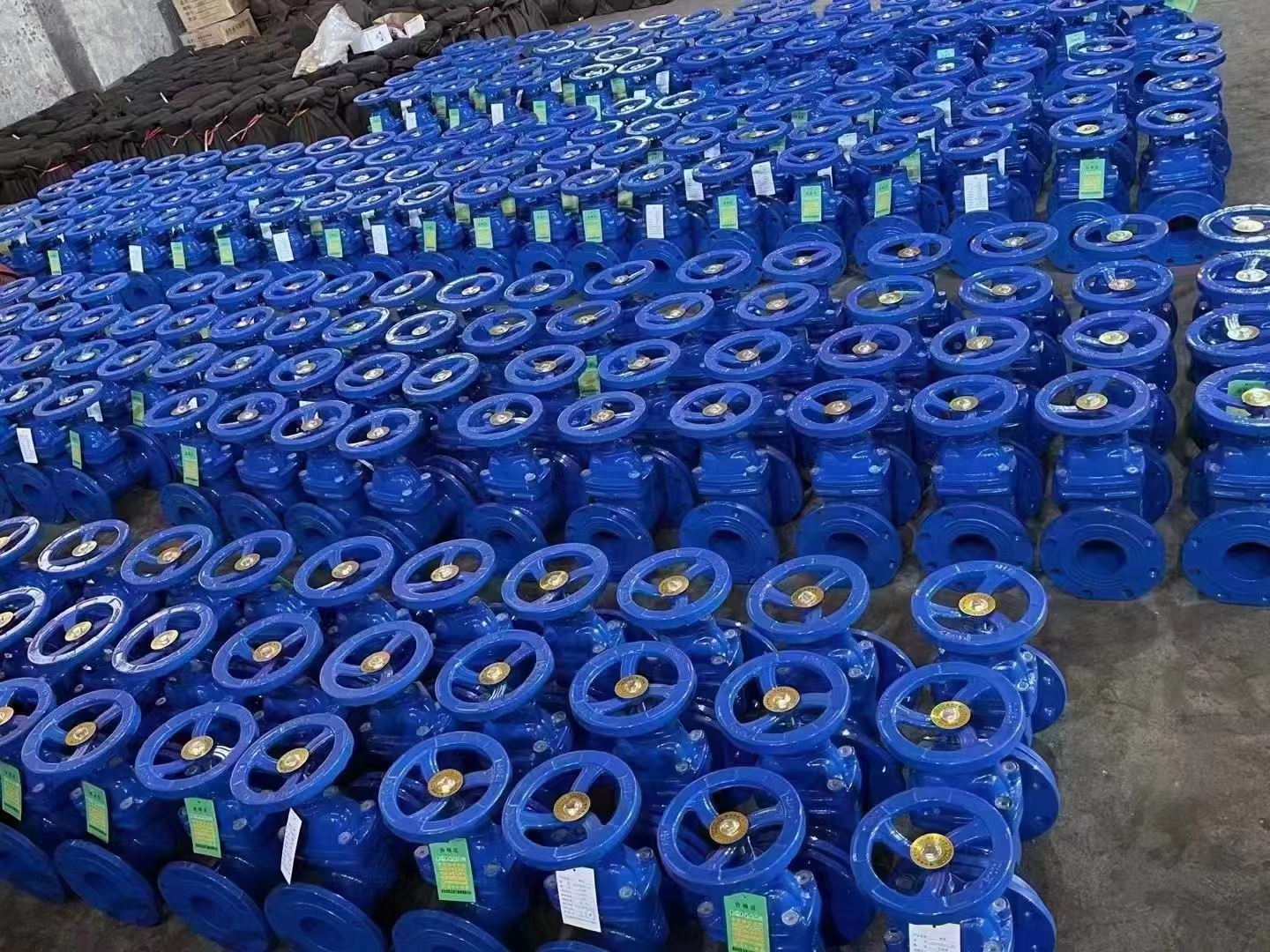 山東暗桿閘閥廠家報(bào)價(jià) 法蘭暗桿閘閥價(jià)格 暗桿軟密封閘閥生產(chǎn)商