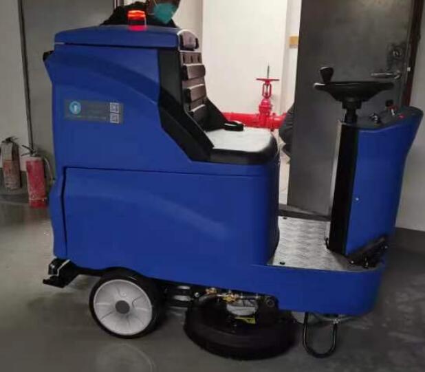 深圳駕駛式洗地機(jī)出售-生產(chǎn)廠家-報(bào)價(jià)-工廠  工業(yè)駕駛式洗地機(jī)