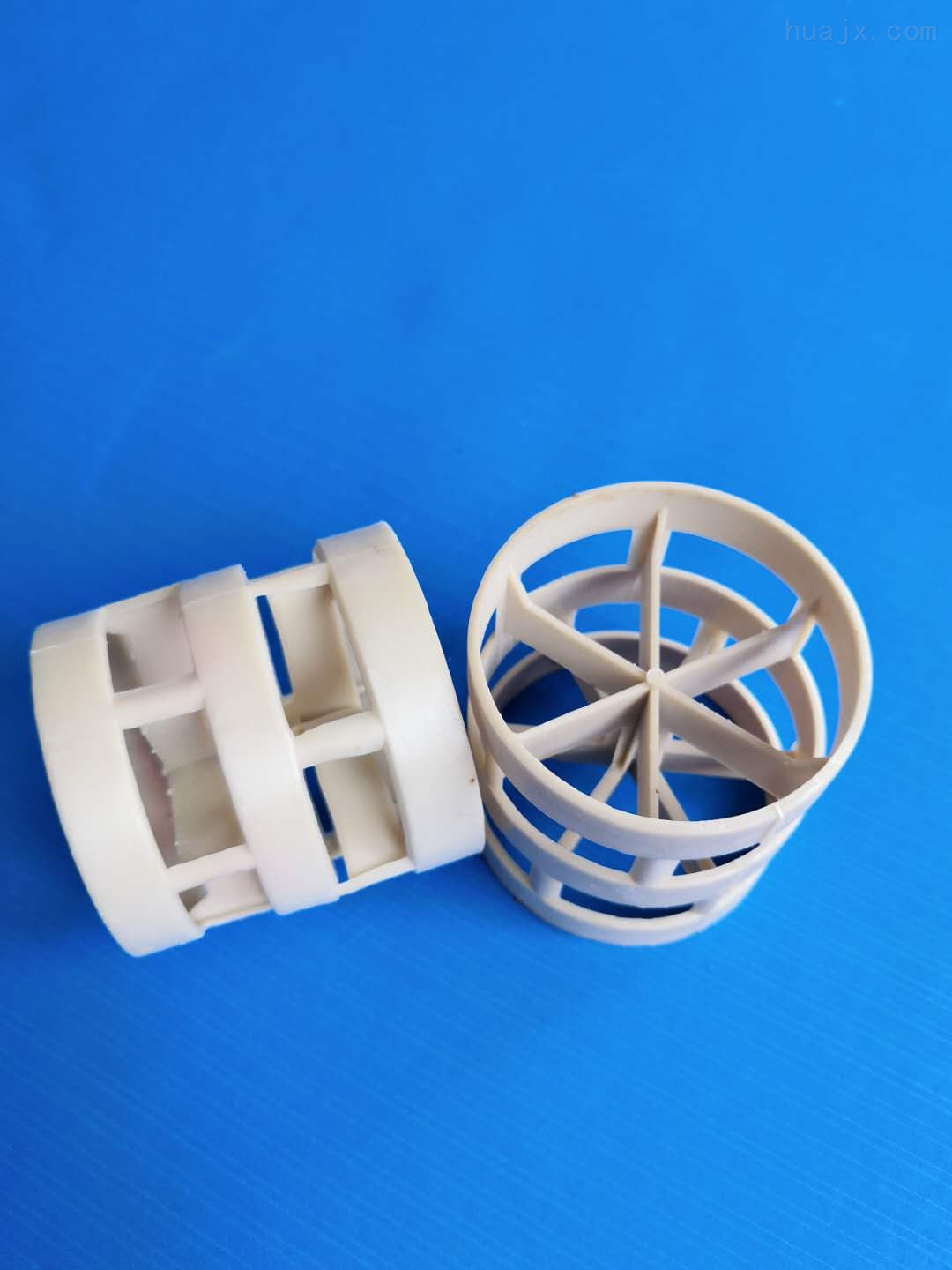 PTFE打孔拉西環(huán)填料  四氟拉西環(huán) 廠家供應耐高溫PTFE鮑爾環(huán)填料模壓PTFE四氟沖眼環(huán) PTFE打孔拉西環(huán)填料