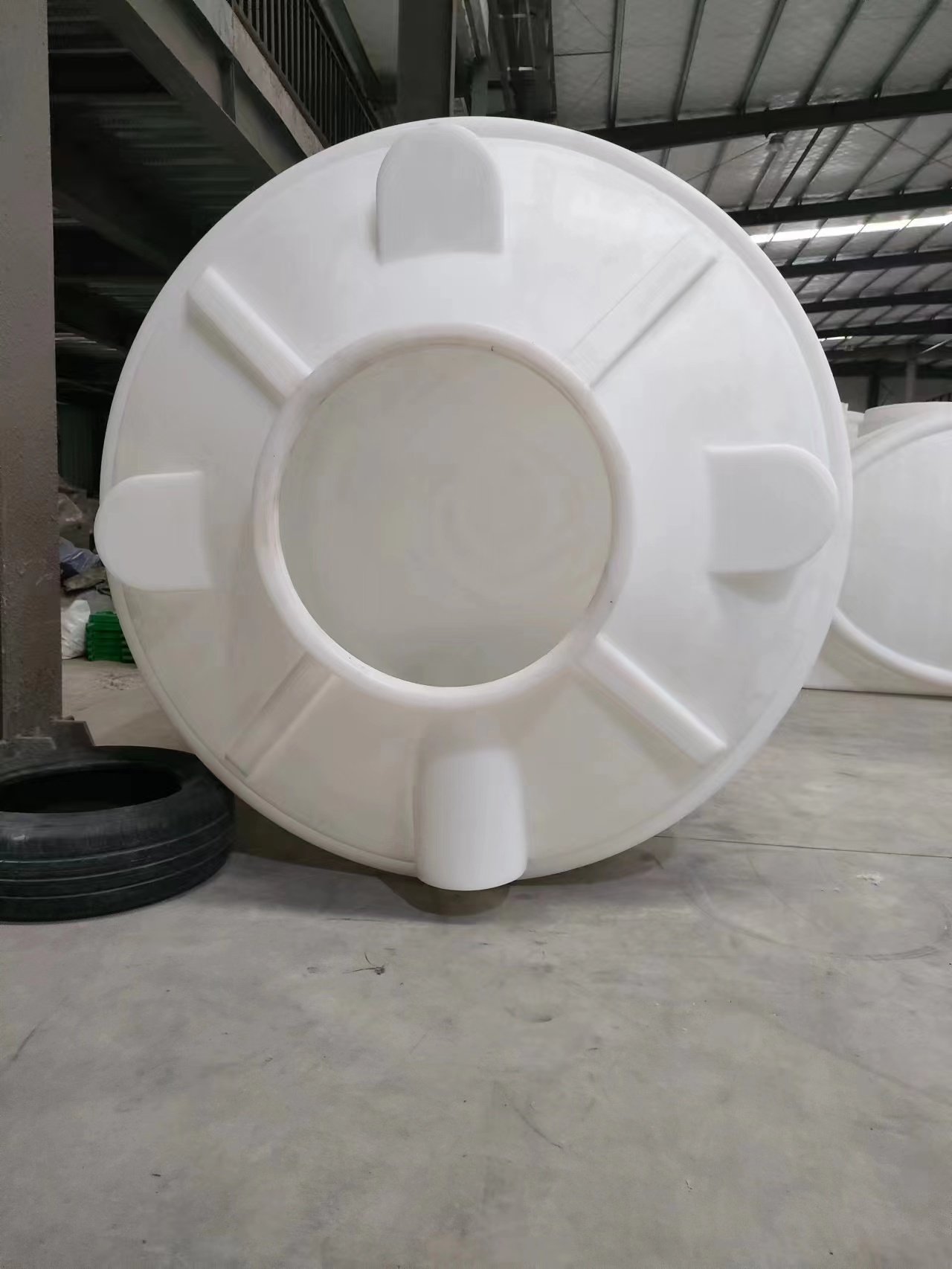 供應(yīng)武漢4立方PE聚乙烯塑料水箱4000L污水處理藥劑桶4噸配置桶投加罐