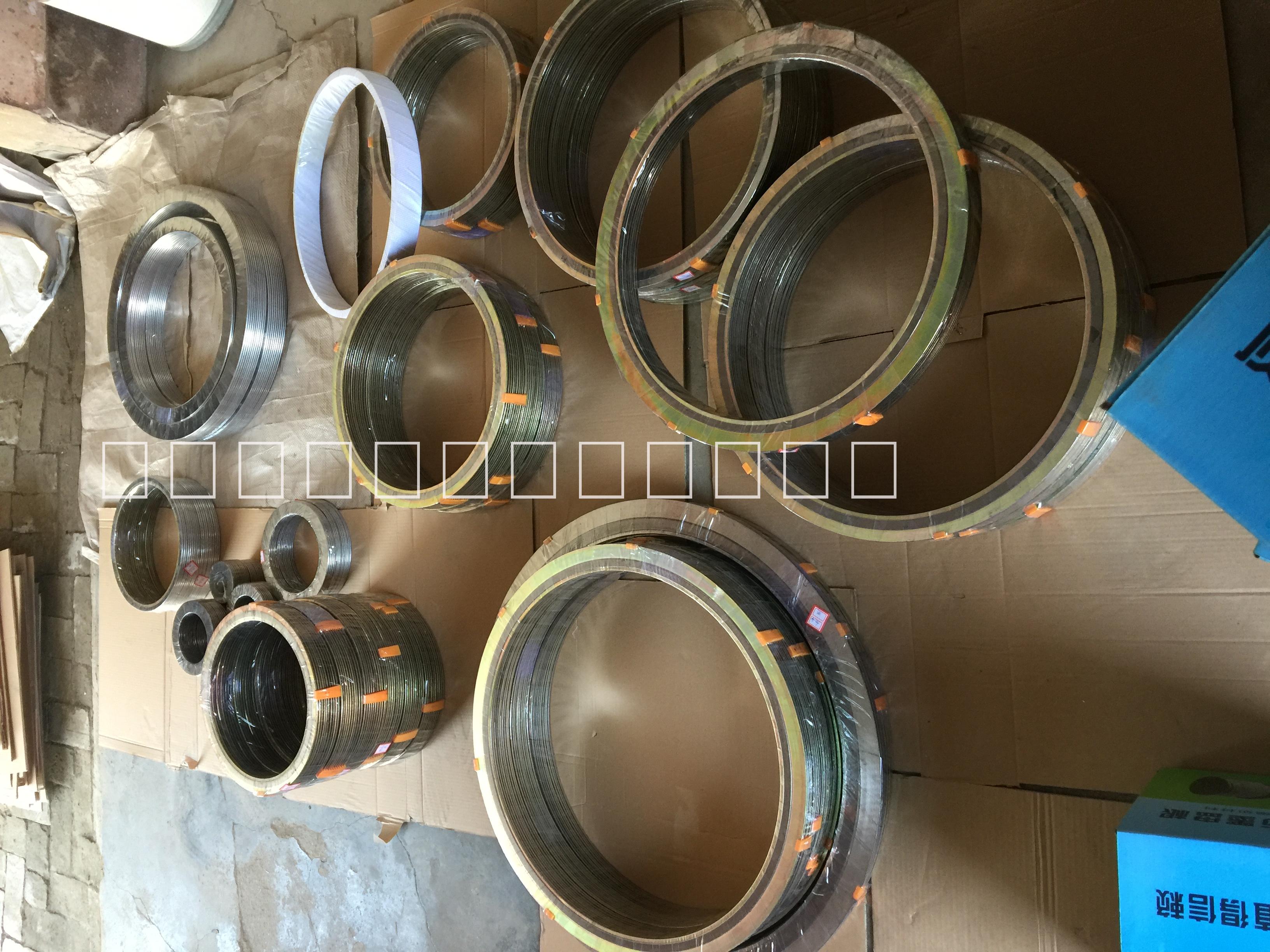 供應(yīng)淄博內(nèi)定位環(huán)纏繞墊片廠家 排氣管法蘭金屬墊片  304材質(zhì)金屬纏繞墊