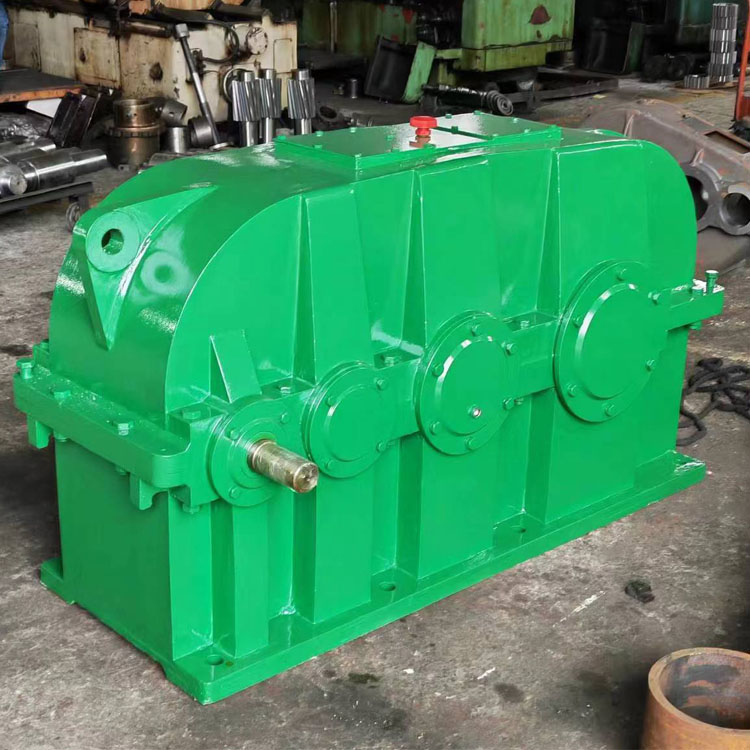 江蘇泰隆減速機(jī) QJSD560起重機(jī)減速器 QJS-D560-125-IIP齒輪硬度高