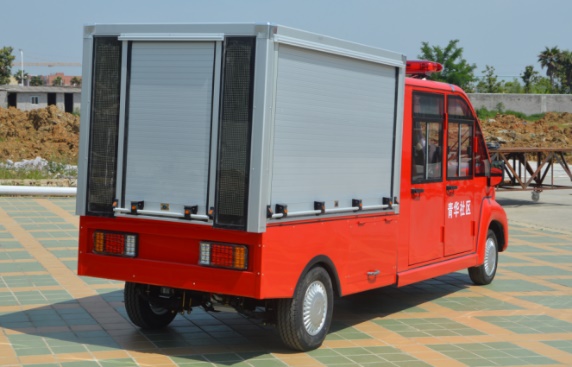 YCDXF500-4消防車 多功能緊急救援消防車純電款