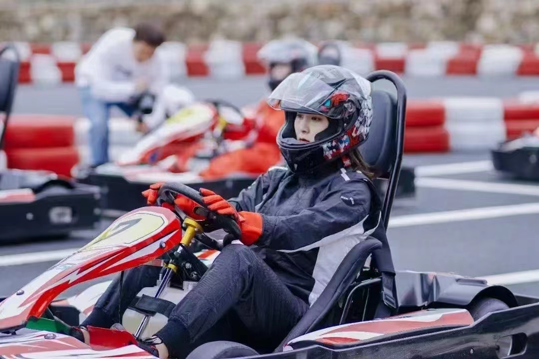 青少年款卡丁車