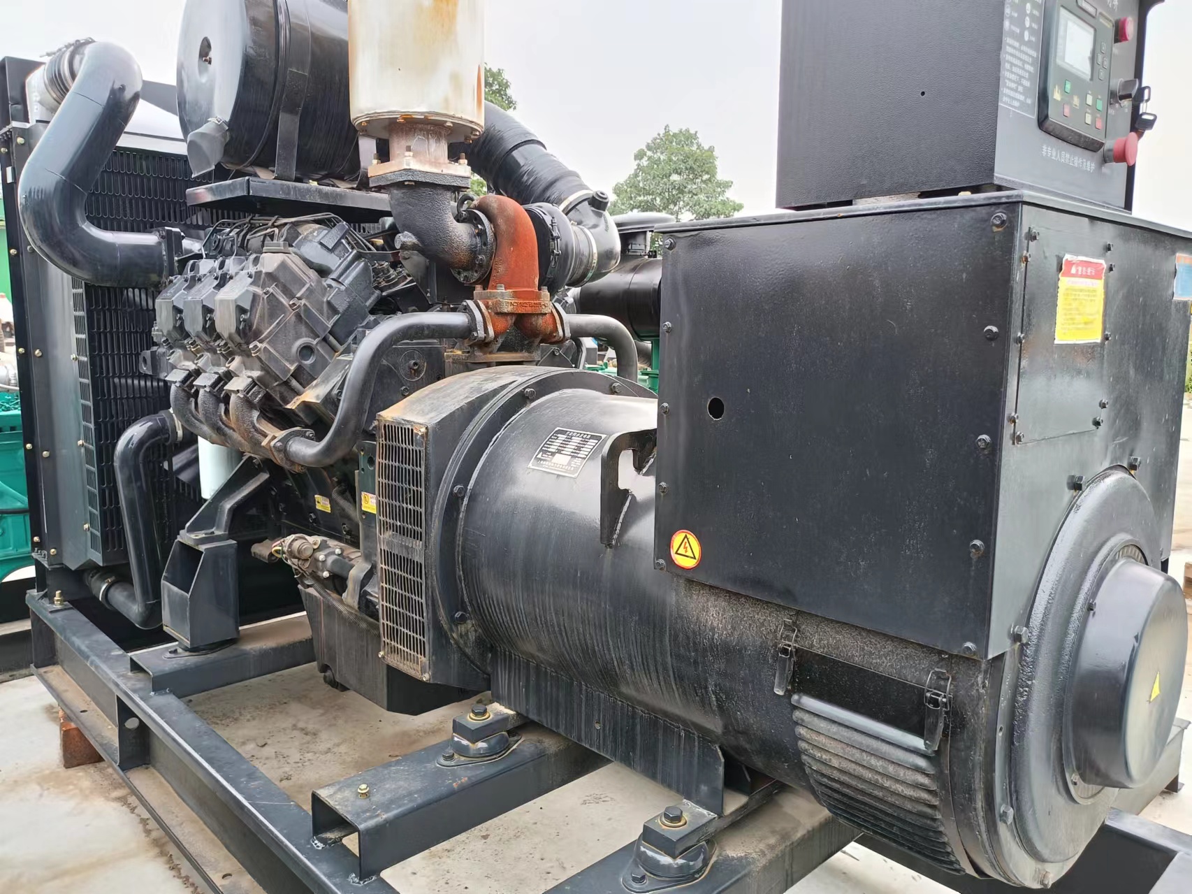 山東道依茨300千瓦發(fā)電機組訂購_租賃_出售_廠家_聯系電話