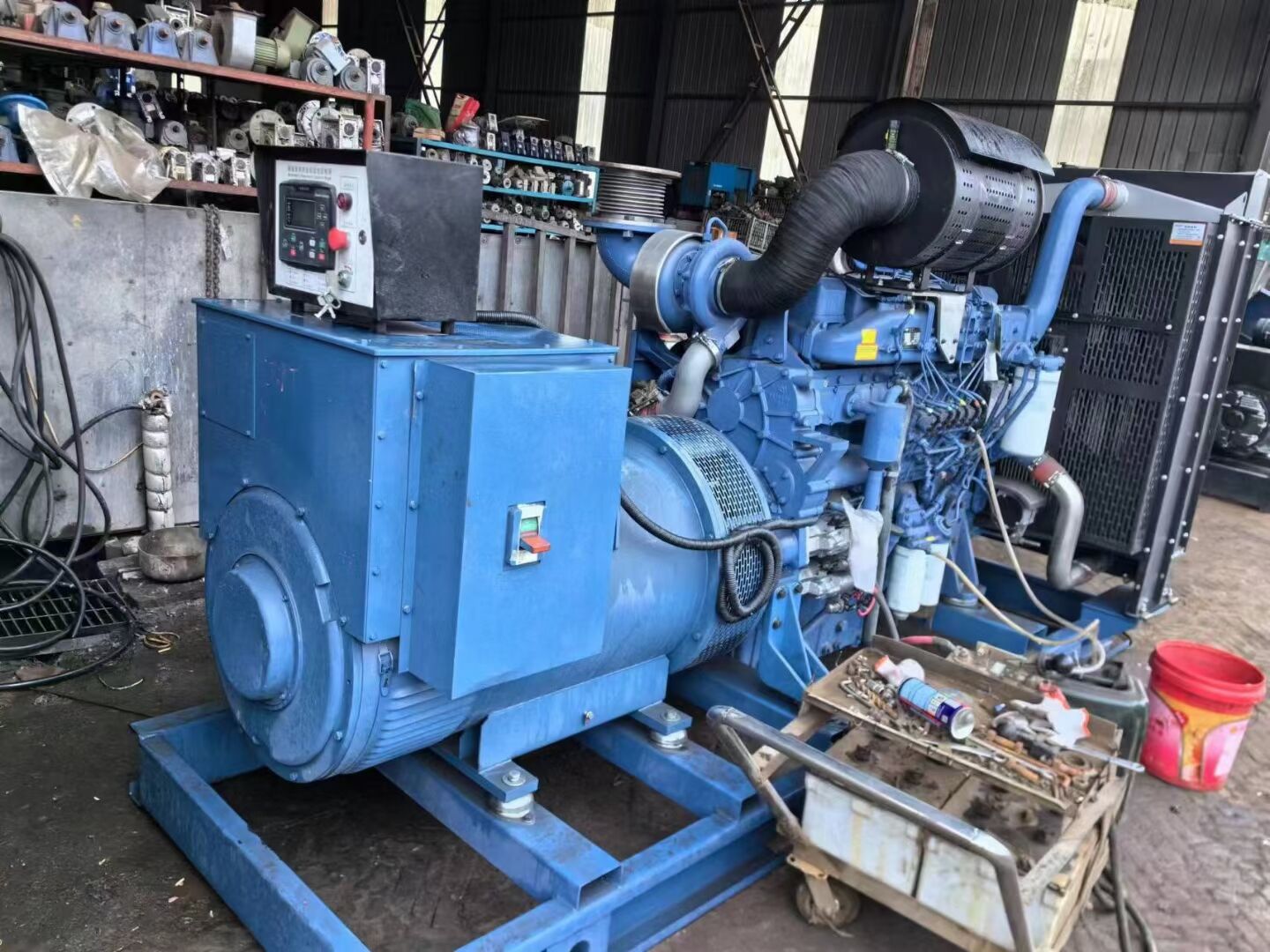 玉柴組420千瓦 780千瓦發(fā)電機(jī)，二手發(fā)電機(jī)組