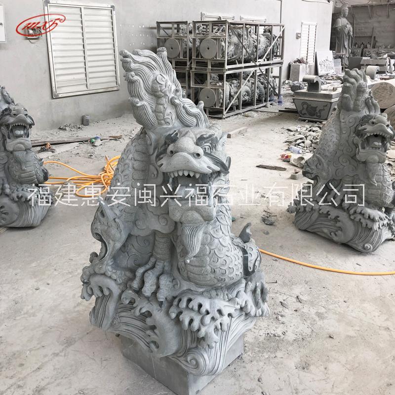 惠安石材廠家石雕動(dòng)物立龍雕刻青石噴水神龍雕塑園林景觀擺件