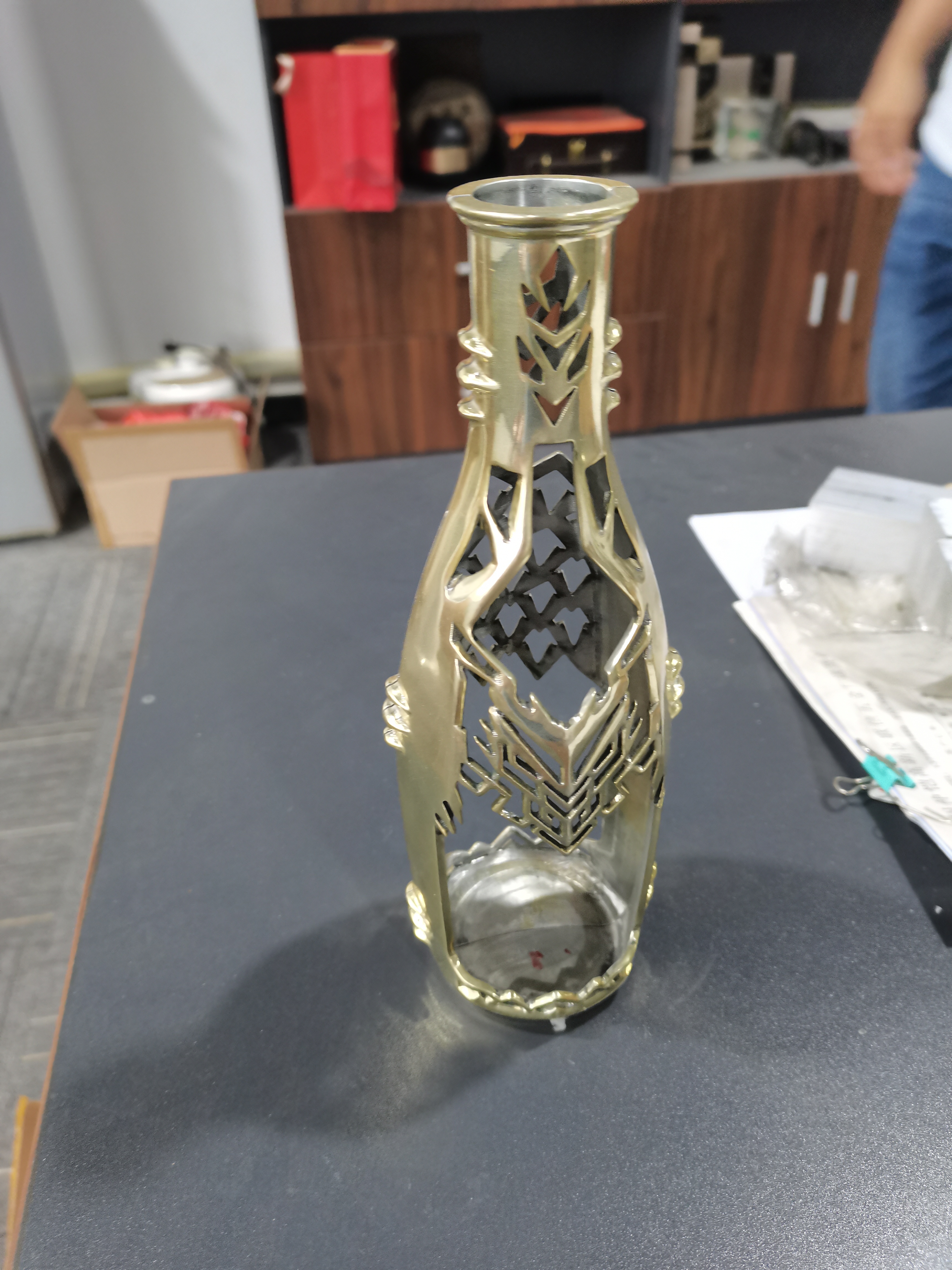 浙江高端白酒包裝設(shè)計、制作、廠家、報價【深圳明朗金屬造形設(shè)計有限公司】