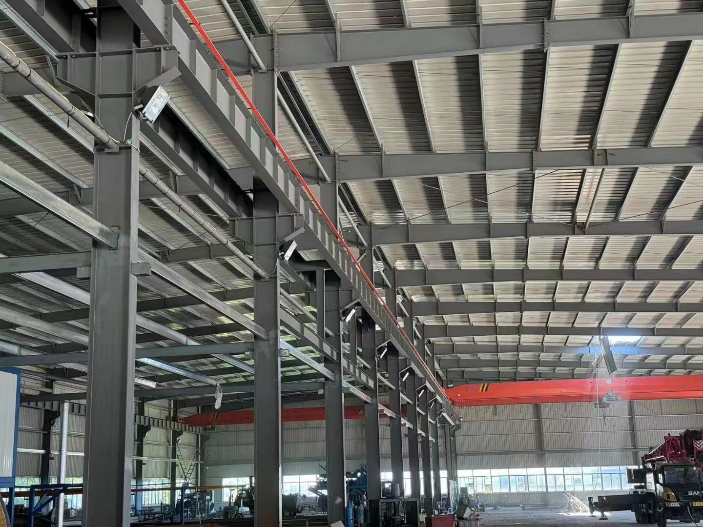 二手鋼結(jié)構(gòu)廠房出售舊鋼結(jié)構(gòu)拆除