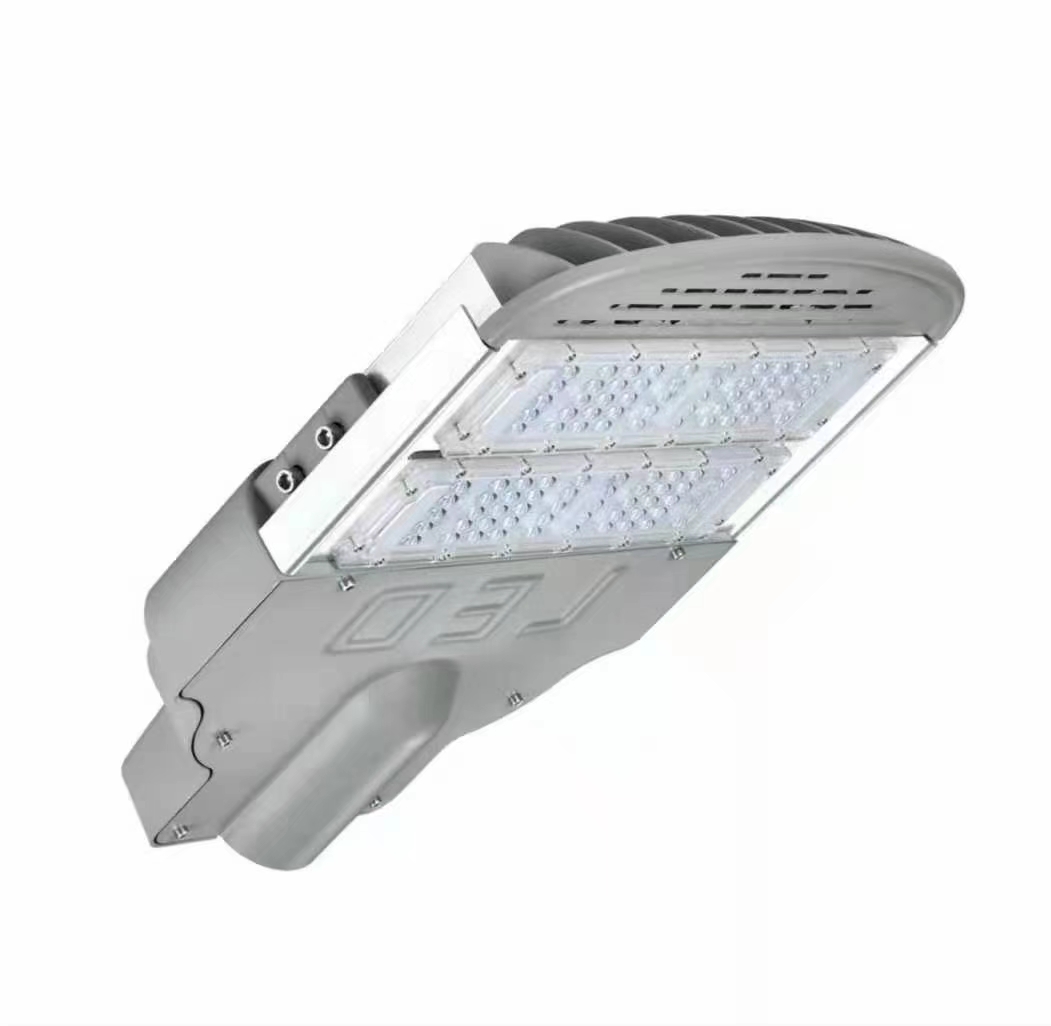 成都模組路燈頭 led模組戶外鄉(xiāng)村市政道路照明高桿路燈頭100W150w200W250W300W