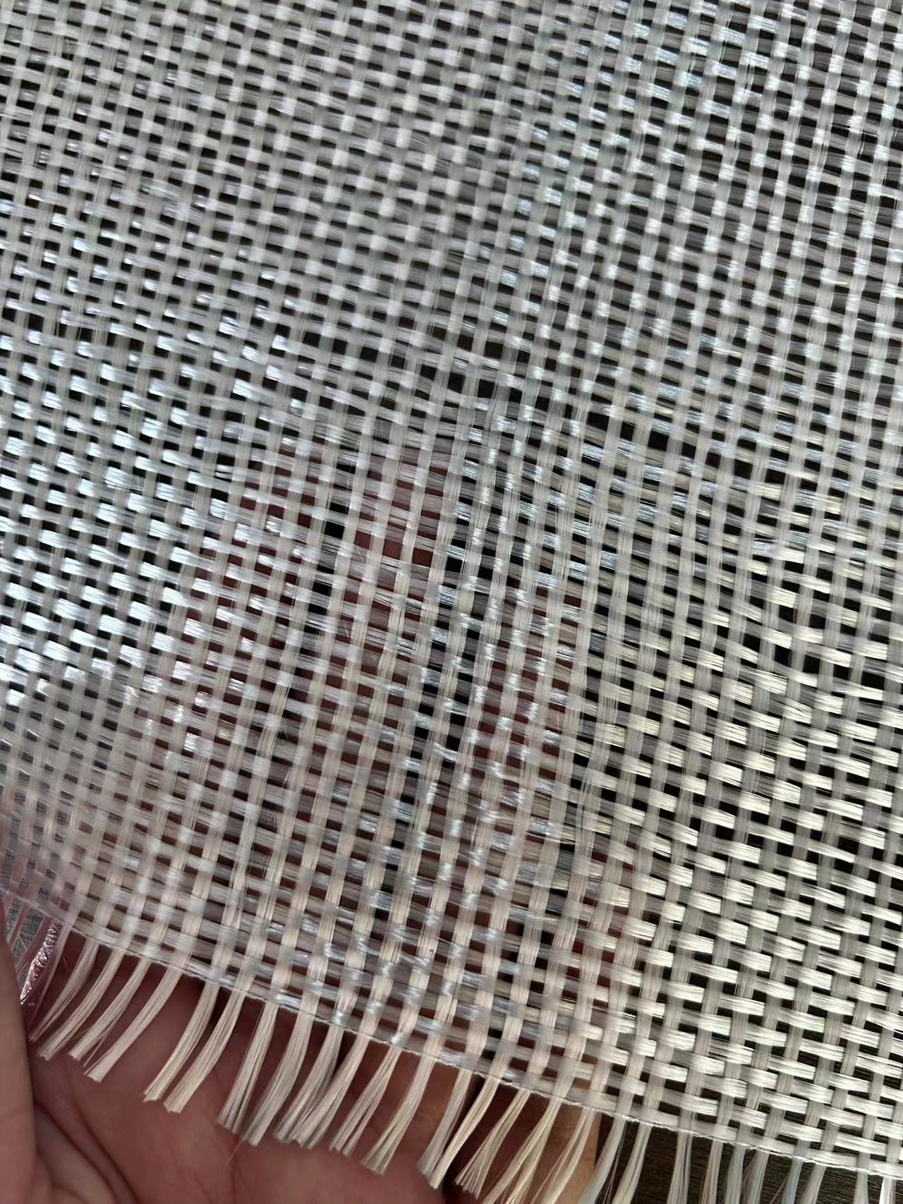 質(zhì)量高、價格低、優(yōu)質(zhì)玻璃纖維04布 玻璃纖維布