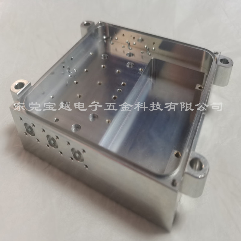 廣東工業(yè)鋁型材散熱器開模定制擠壓鋁材擠壓平板密齒散熱片型材加工鋁型材