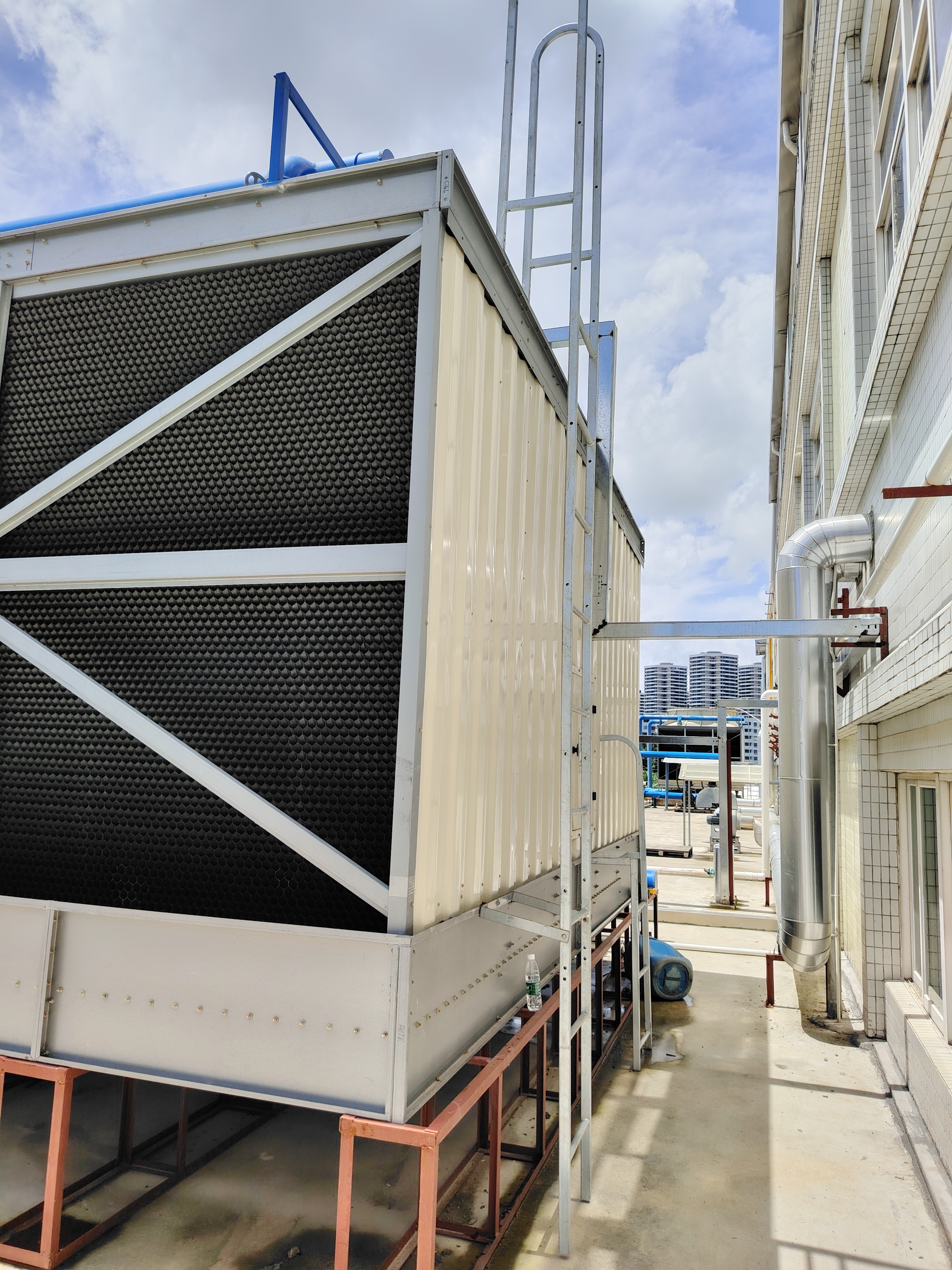 更創(chuàng)中央空調(diào)方形橫流式冷卻塔450噸  低噪音 廠家批發(fā) 規(guī)格全