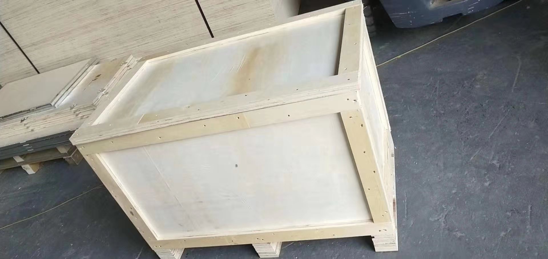 免熏蒸出口木箱  免熏蒸木箱廠家 免熏蒸出口木箱哪家好 【上海翰奧實(shí)業(yè)有限公司】