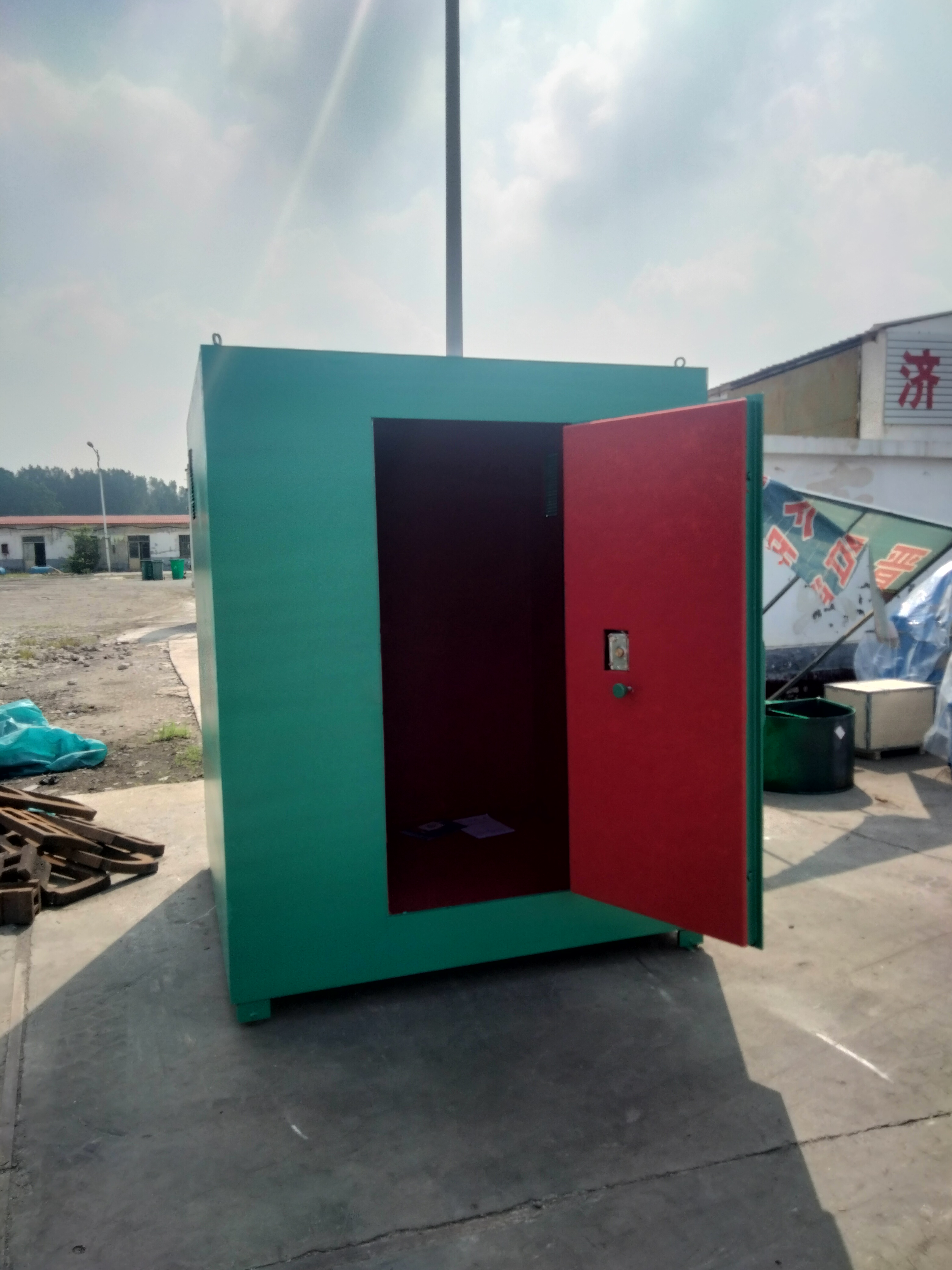 山東邦泰礦用運輸箱 車載防爆箱 民爆作業(yè)箱2噸