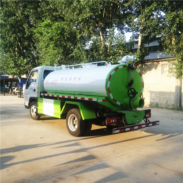 天津吸糞車供應(yīng)商 機動三輪車改裝環(huán)衛(wèi)吸糞車廠家